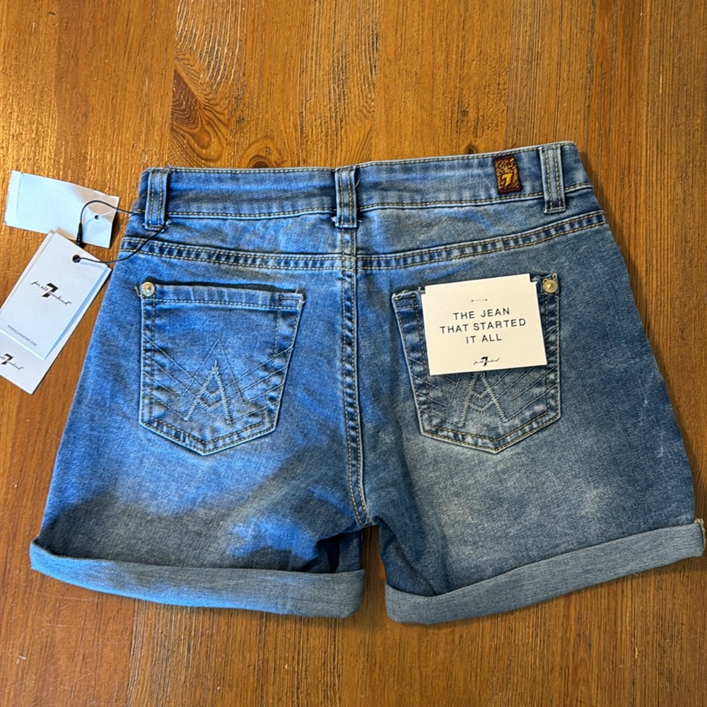 NWT Girl’s 7 For All Mankind Denim A Pocket Shorts Sz 10